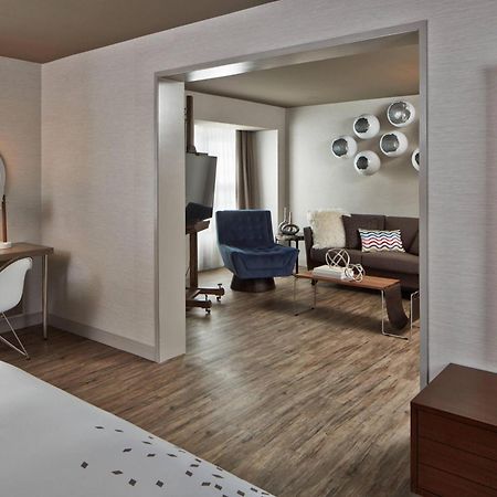 The Del Monte Lodge Renaissance Rochester Hotel & Spa Ngoại thất bức ảnh