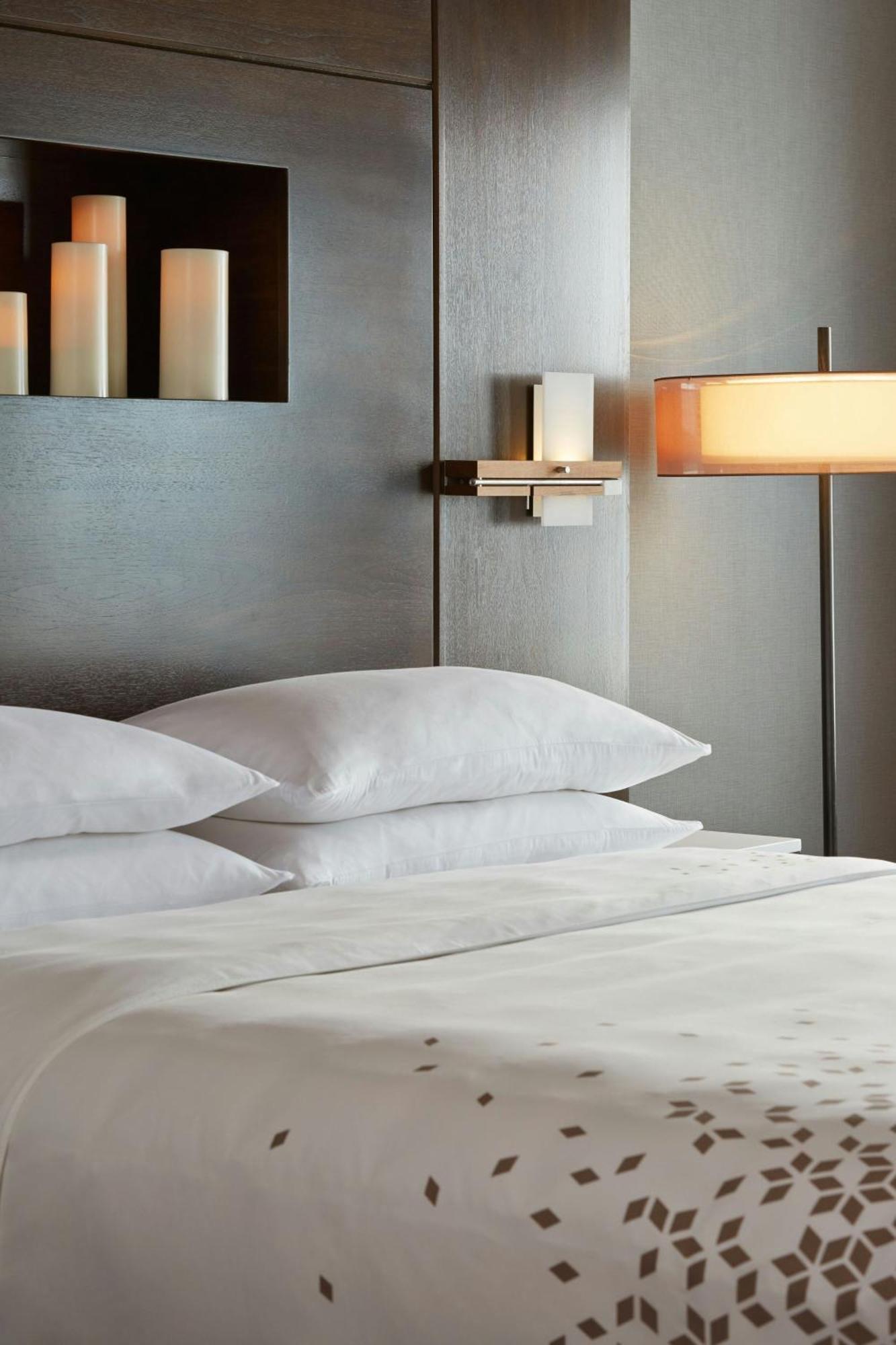 The Del Monte Lodge Renaissance Rochester Hotel & Spa Ngoại thất bức ảnh