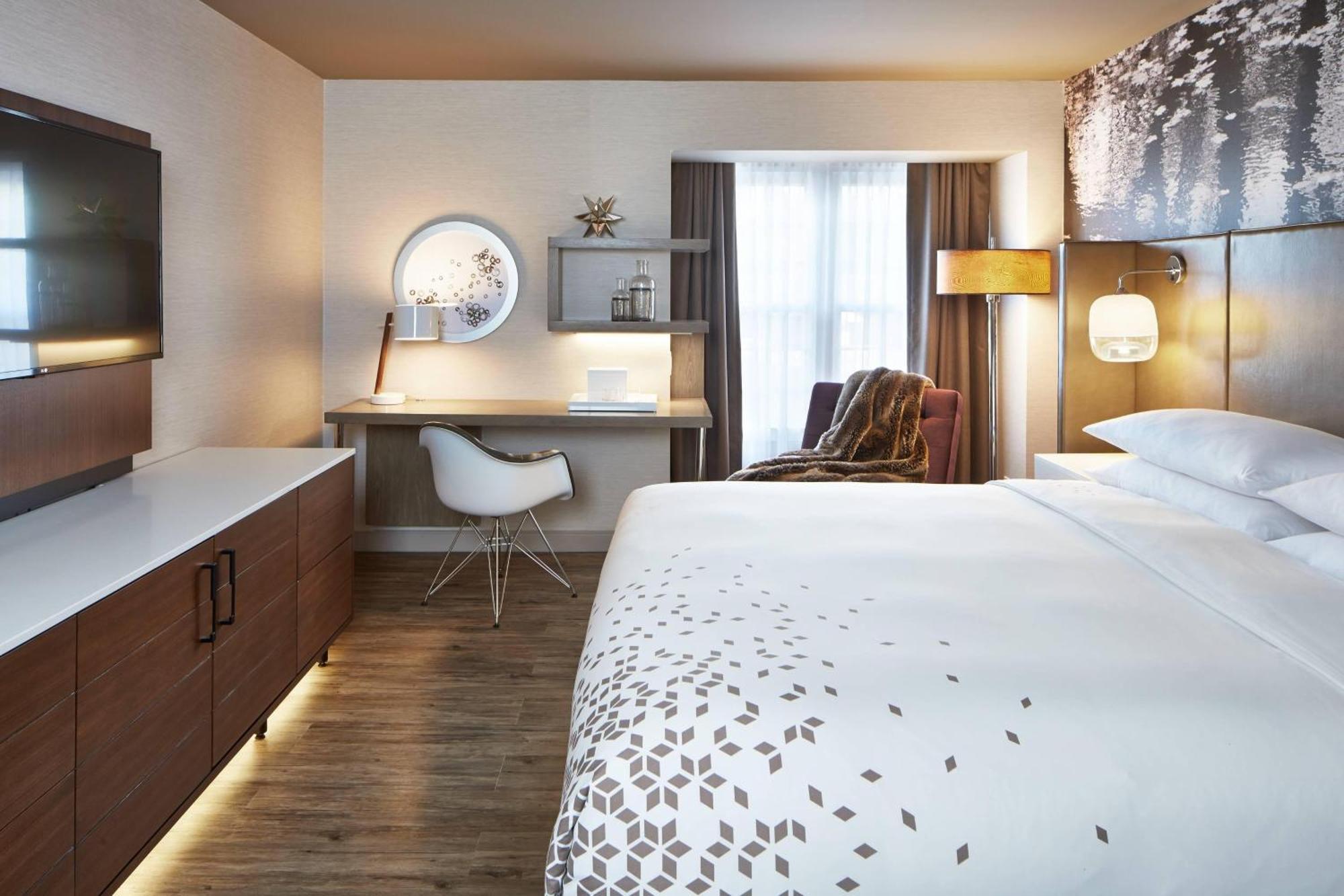 The Del Monte Lodge Renaissance Rochester Hotel & Spa Ngoại thất bức ảnh