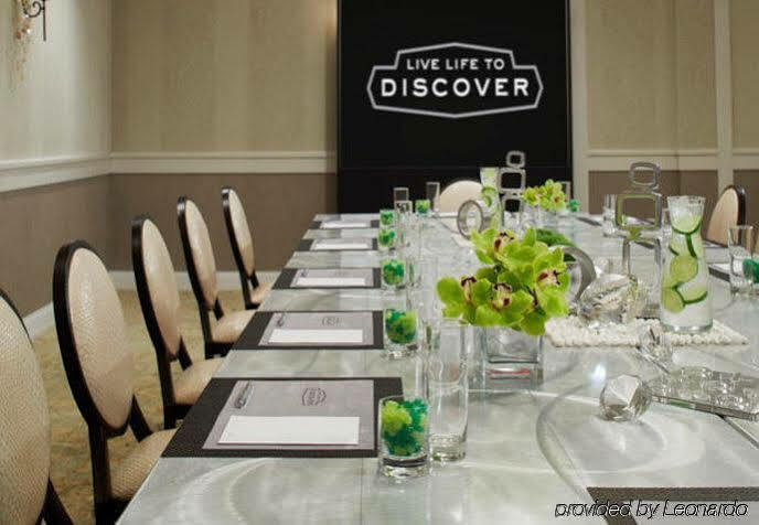 The Del Monte Lodge Renaissance Rochester Hotel & Spa Ngoại thất bức ảnh